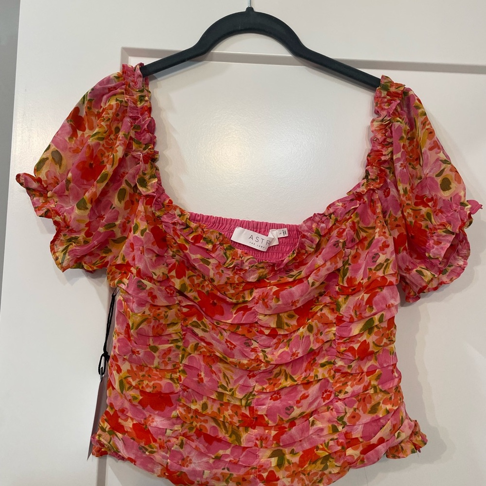 astr the label size large rouched crop